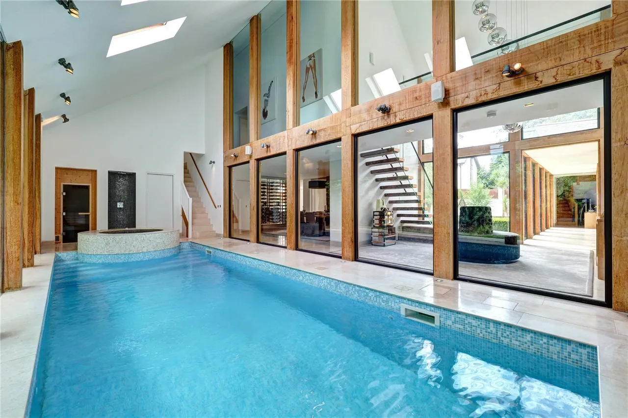 Macclesfield Road, Prestbury, SK10, photo 13