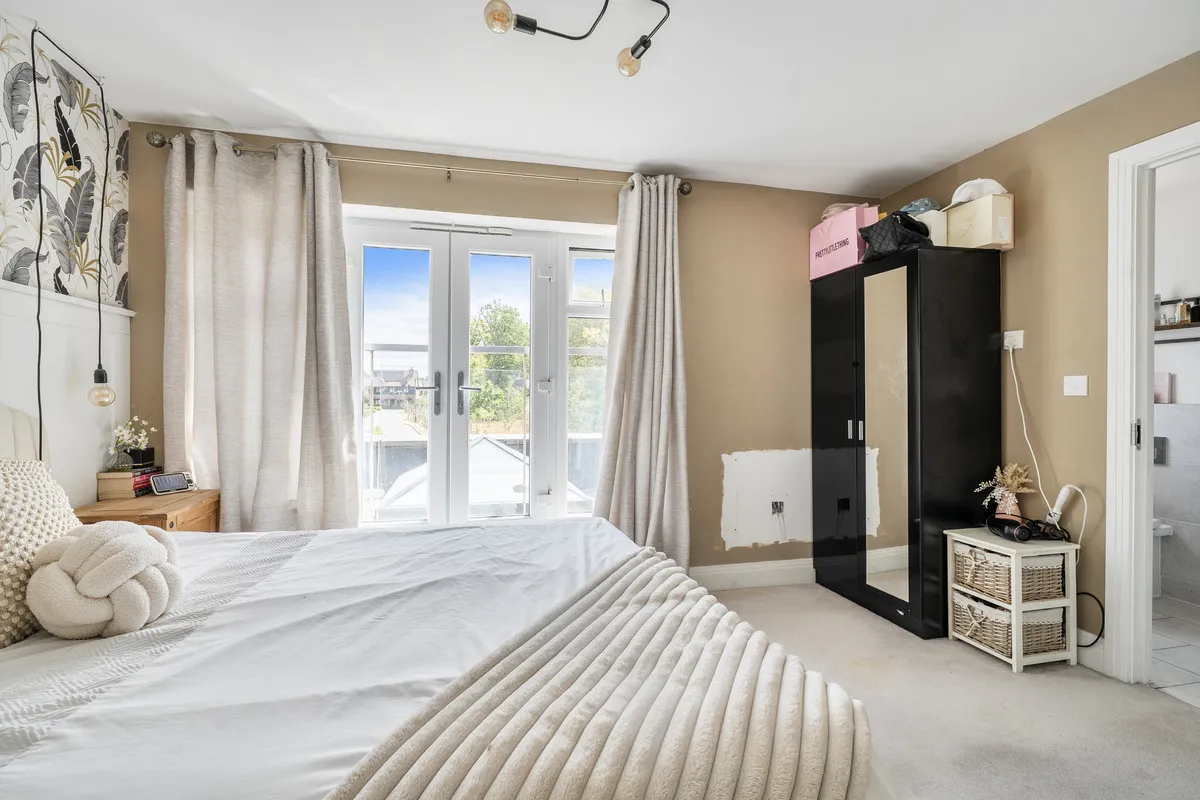 Thornycroft Avenue, Camberley, GU16, photo 9