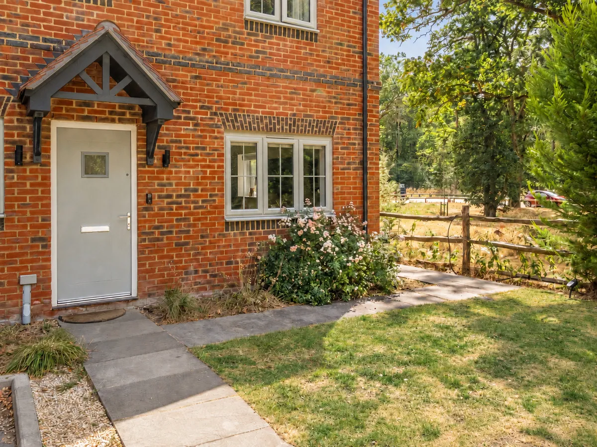 Thornycroft Avenue, Camberley, GU16, photo 18