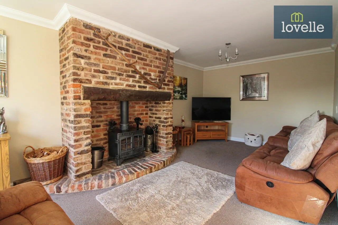 Cemetery Road, North Somercotes, LN11, photo 3