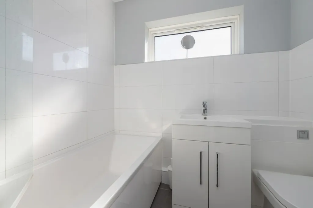 Savernake Drive, Herne Bay, photo 8