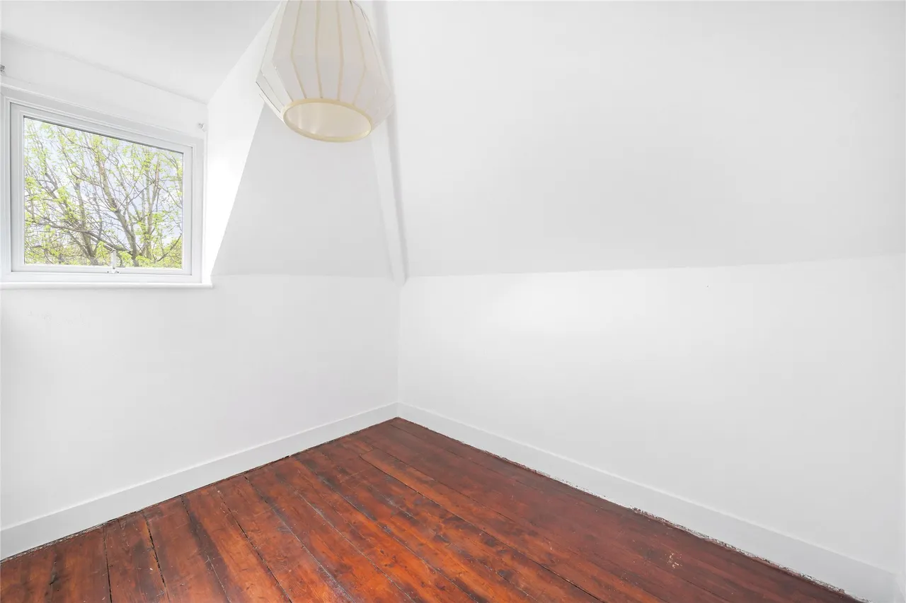 Kings Hall Road, Beckenham, BR3, photo 2
