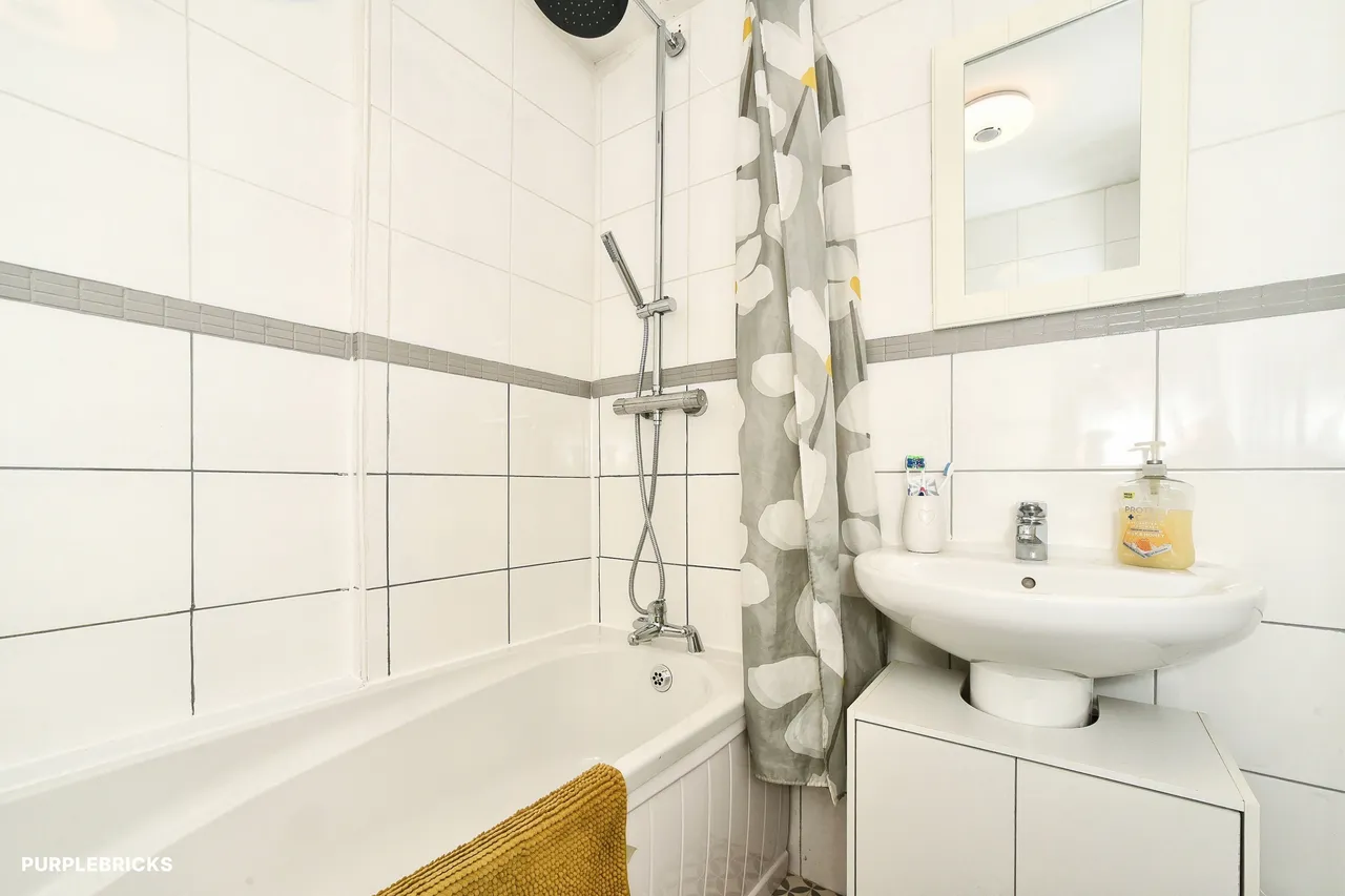 Whitbourne Avenue, Swindon, SN3, photo 14