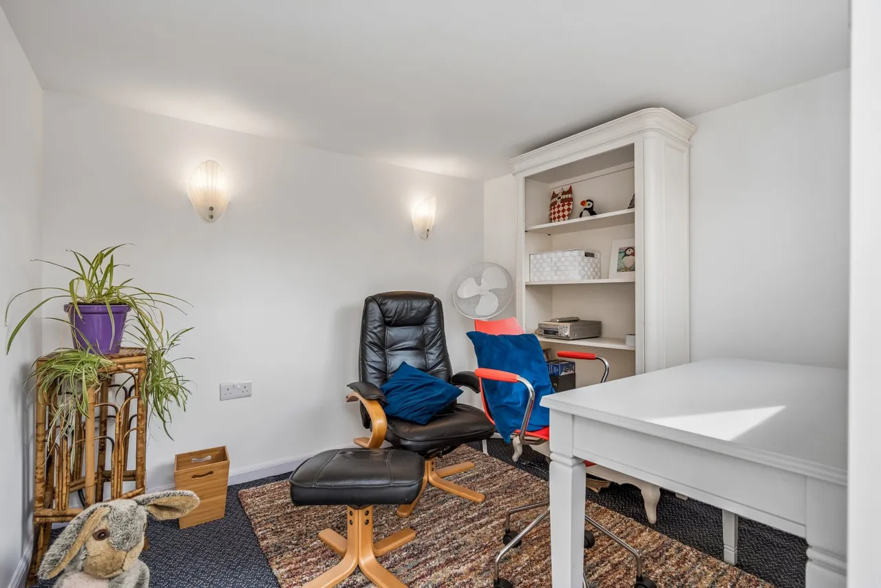 Ardoch Crescent, Dunblane, FK15, photo 15