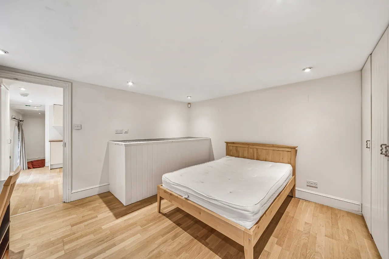 Renfrew Road, Kennington, London, SE11, photo 9