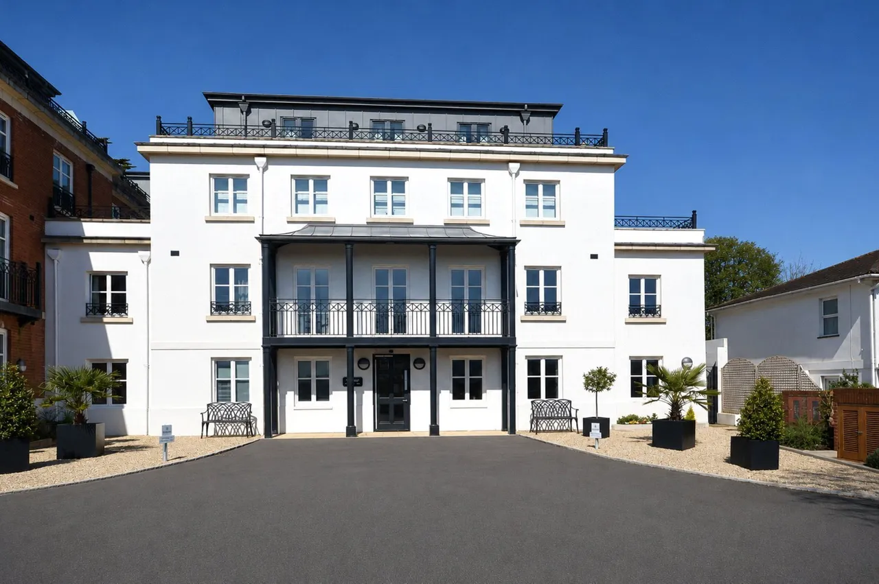 2 bed property for sale — Sanditon, Station Road, Sidmouth, Devon, EX10