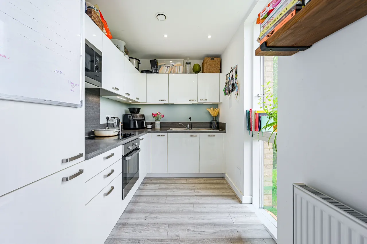 Flat 118, Dixie Court, Adenmore Road, London, photo 10