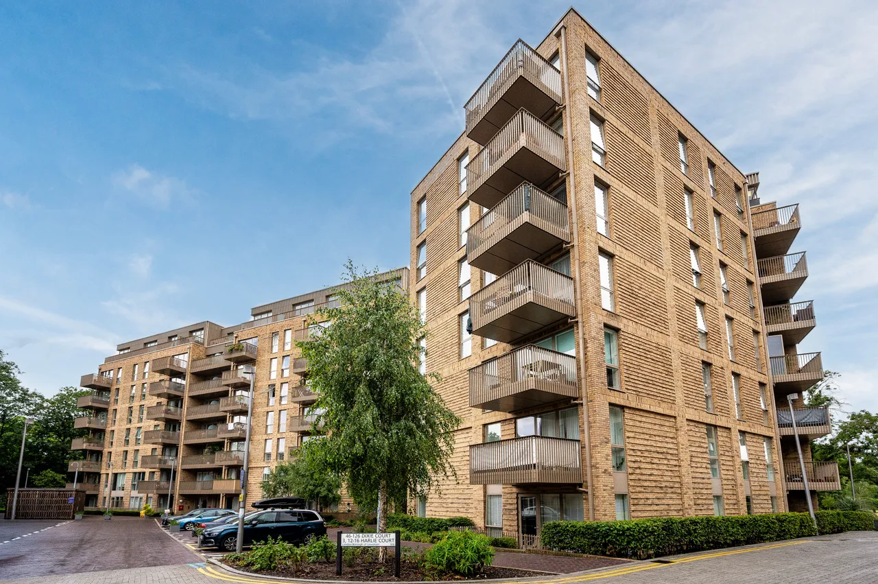 Flat 118, Dixie Court, Adenmore Road, London, photo 3