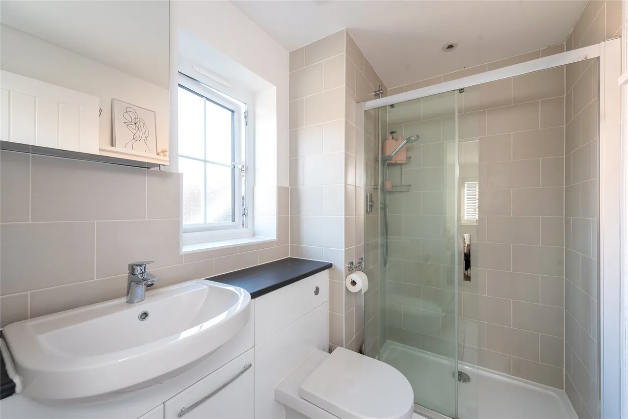 Wayfarers End, Longwick, HP27, photo 9