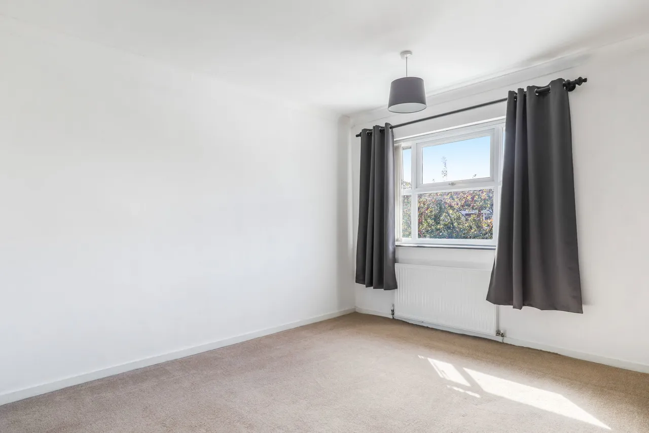 Trevelyan Crescent, Stratford-upon-Avon, CV37, photo 9