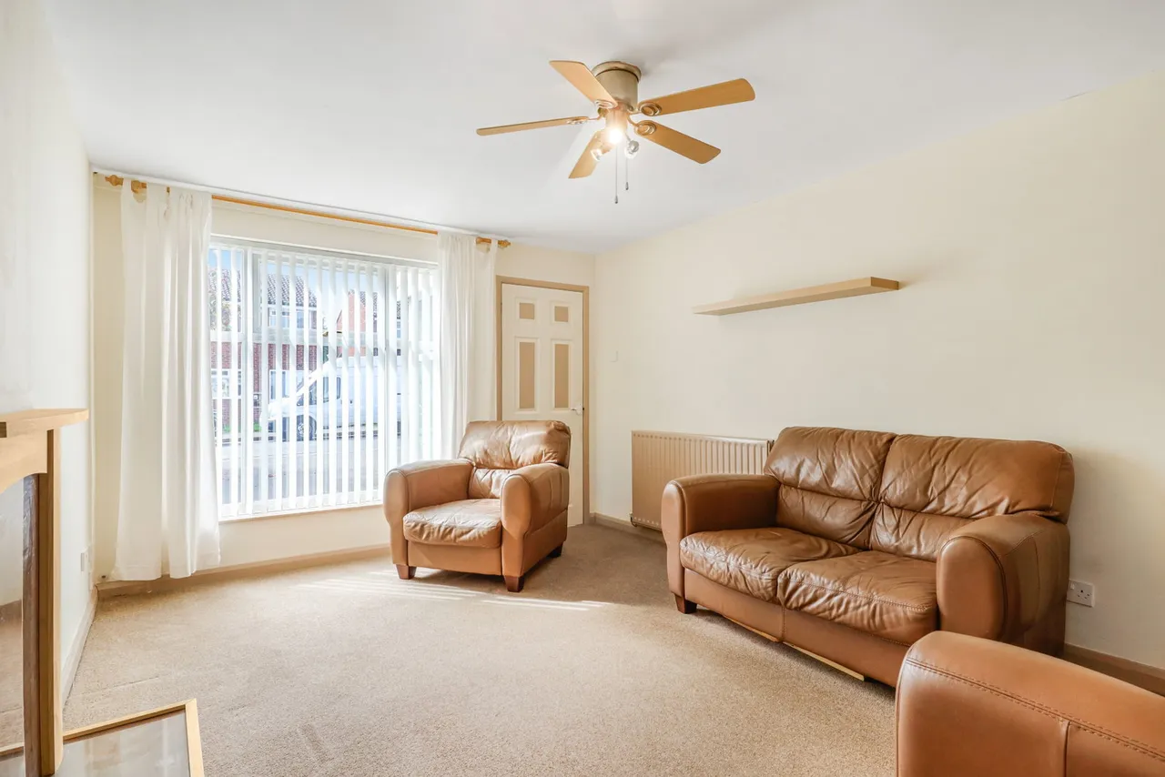 Trevelyan Crescent, Stratford-upon-Avon, CV37, photo 4