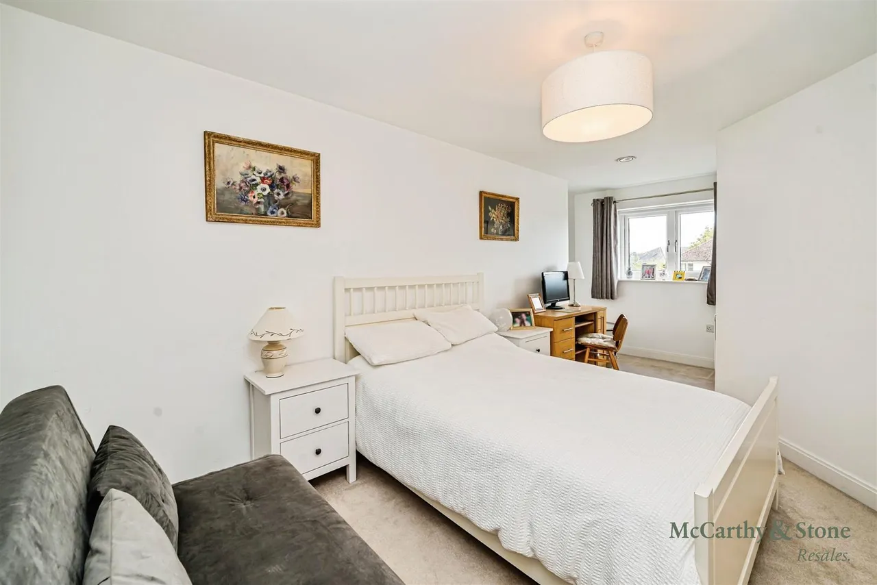 Beaumont Way, Hazlemere, HP15, photo 3