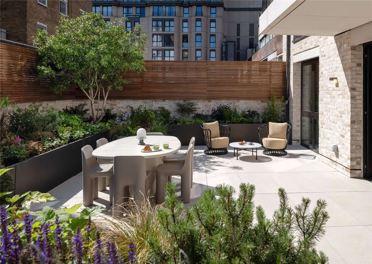 Vabel Townhouse, Queensway, London, W2 3RX, photo 8