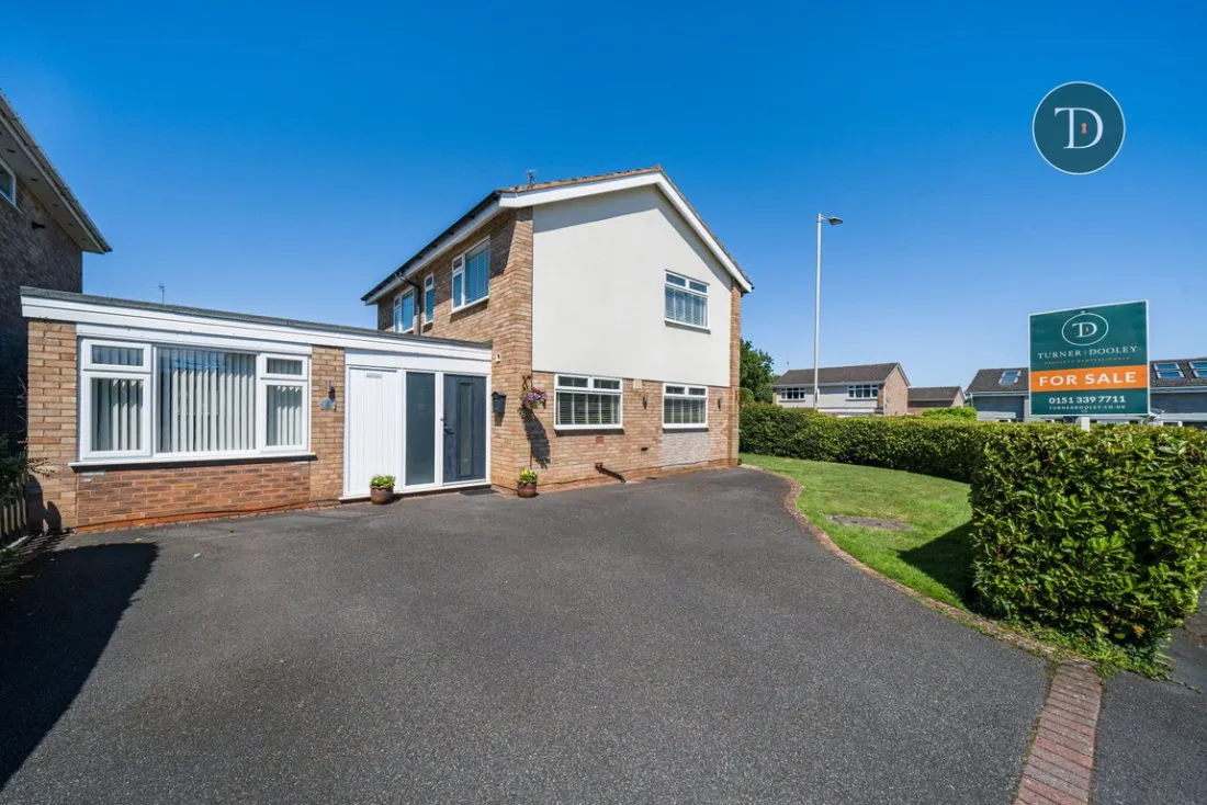 4 bed house for sale — Brome Way, Spital, CH63 9ND