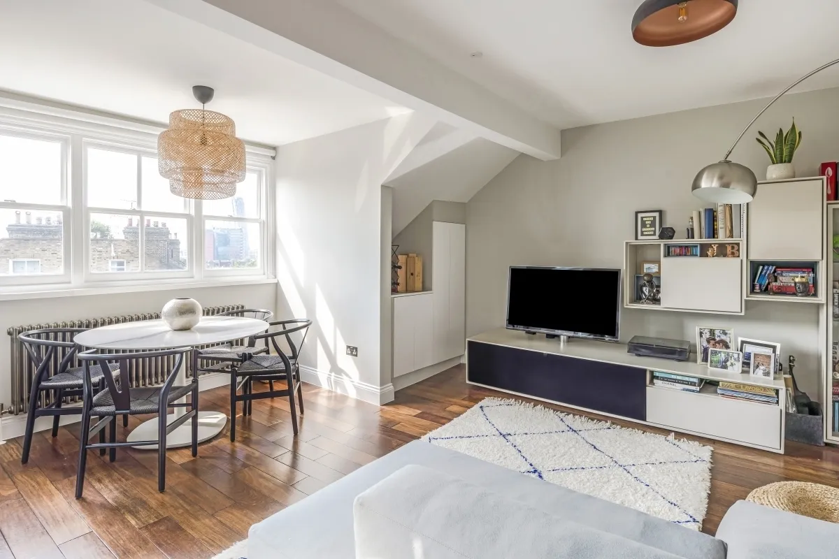 2 bed flat to rent — St Marks Road London W10