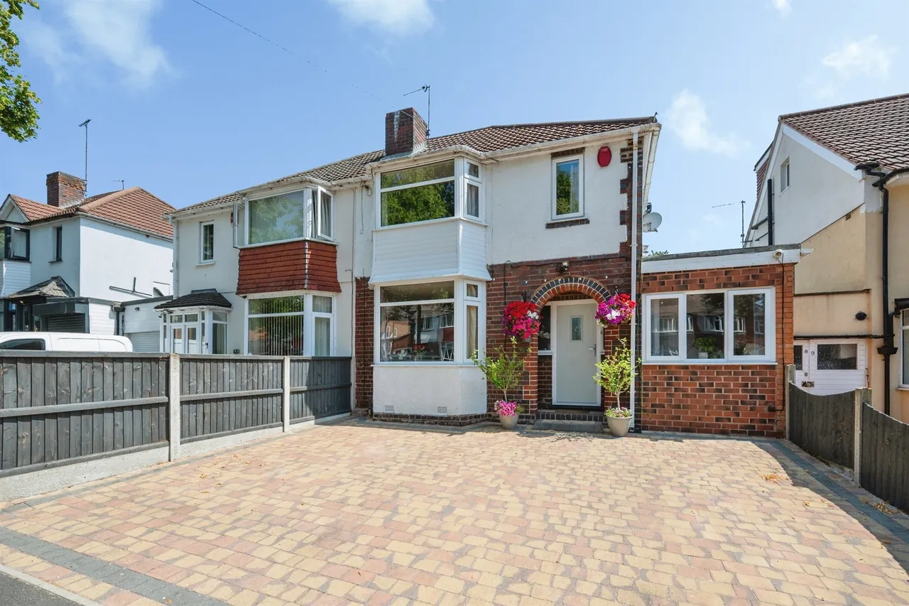 3 bed house for sale — Warren Hill Road, Birmingham