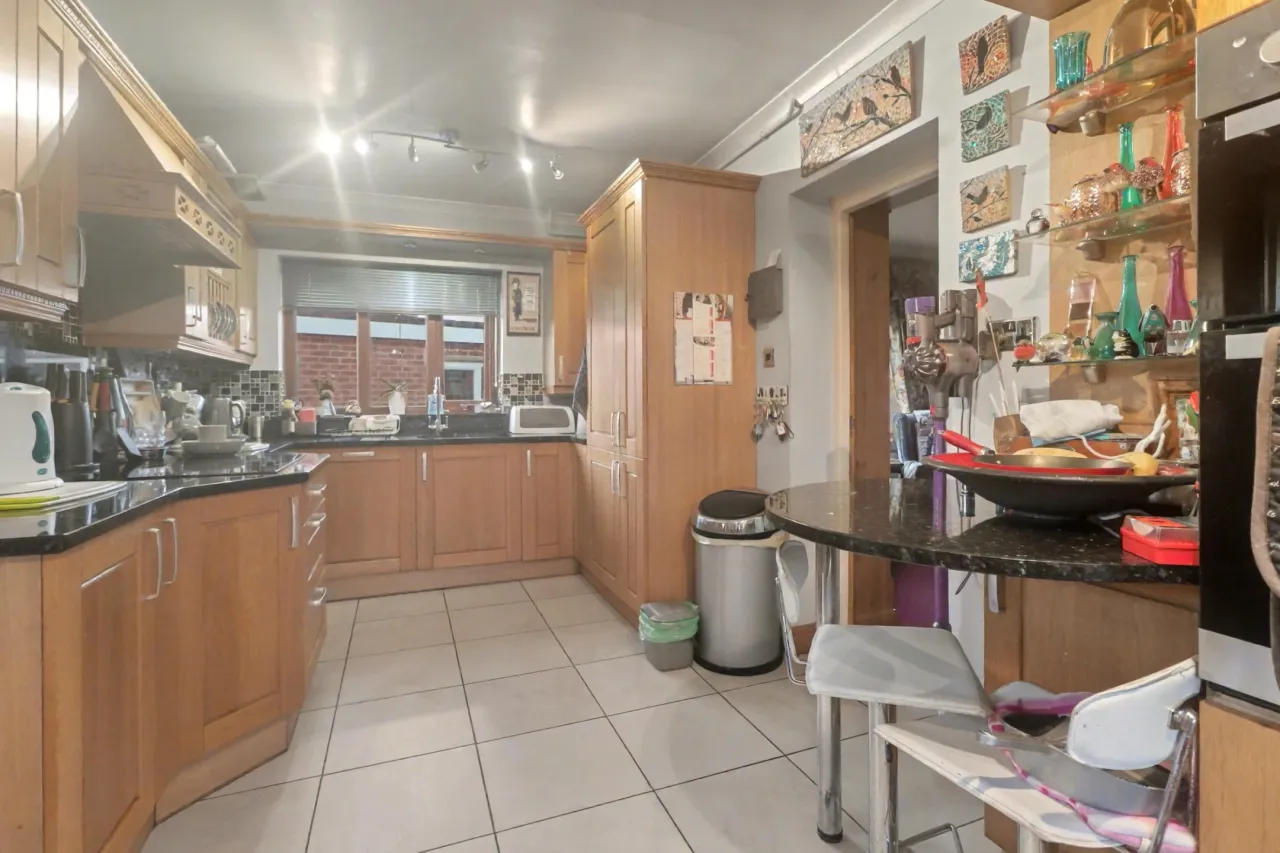 Chatterley Drive, Stoke-On-Trent, ST7, photo 9