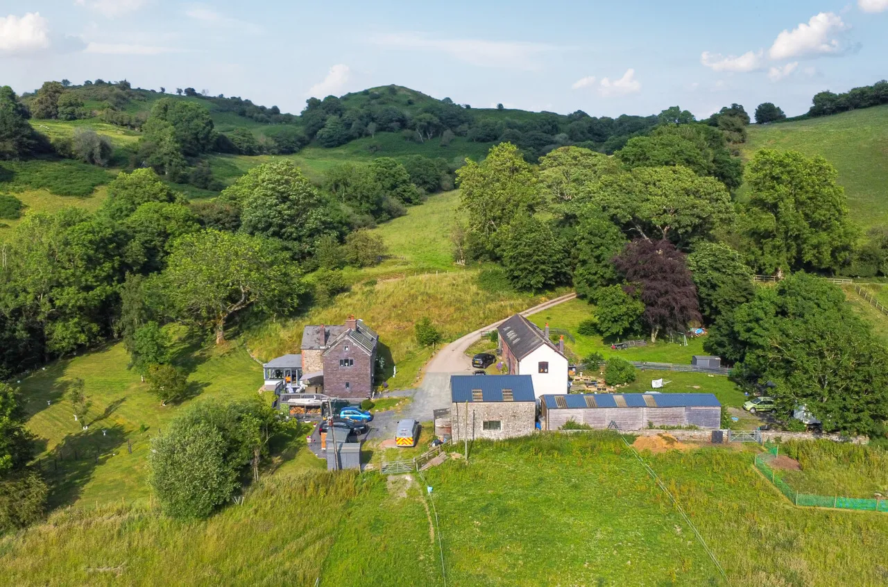 Llanfyllin, Powys, photo 55
