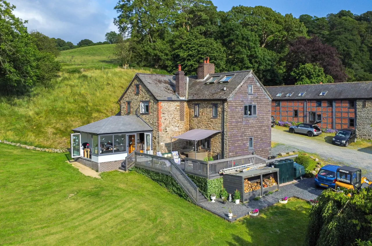 Llanfyllin, Powys, photo 42