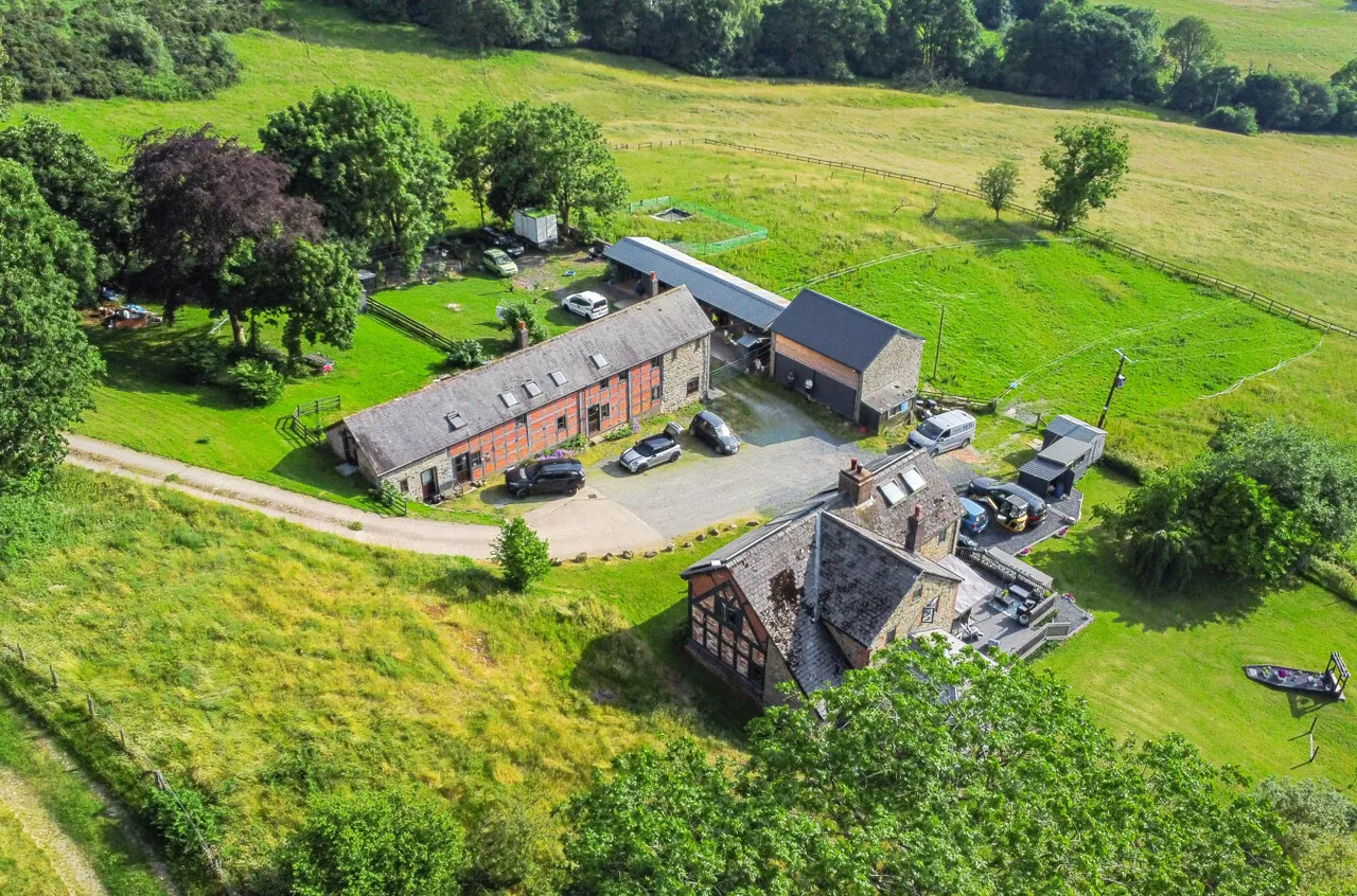Llanfyllin, Powys, photo 45
