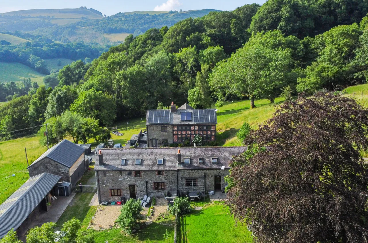 Llanfyllin, Powys, photo 50