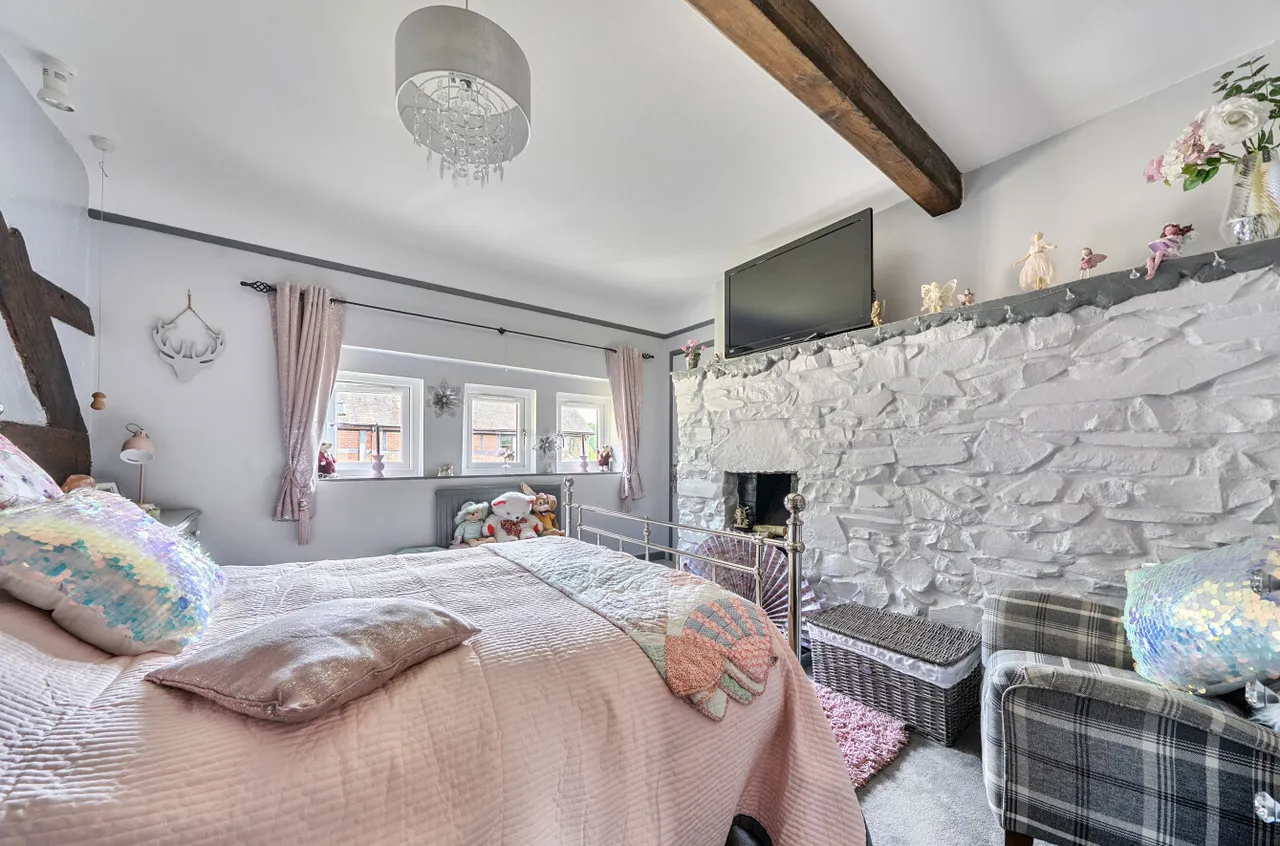 Llanfyllin, Powys, photo 20