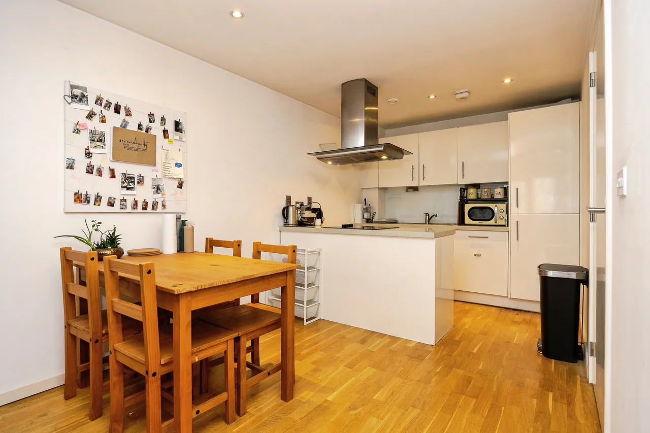 Church Street East, Woking, GU21, photo 7