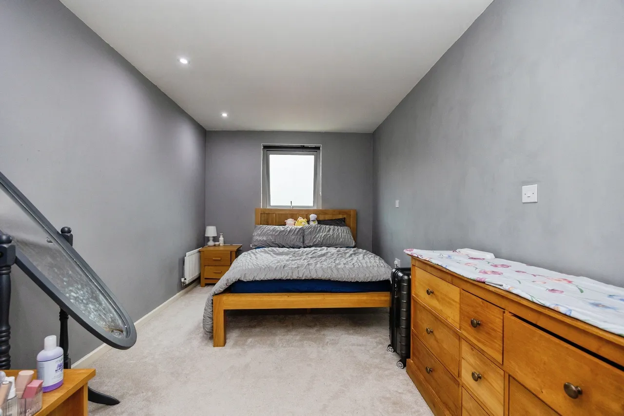 Church Street East, Woking, GU21, photo 9