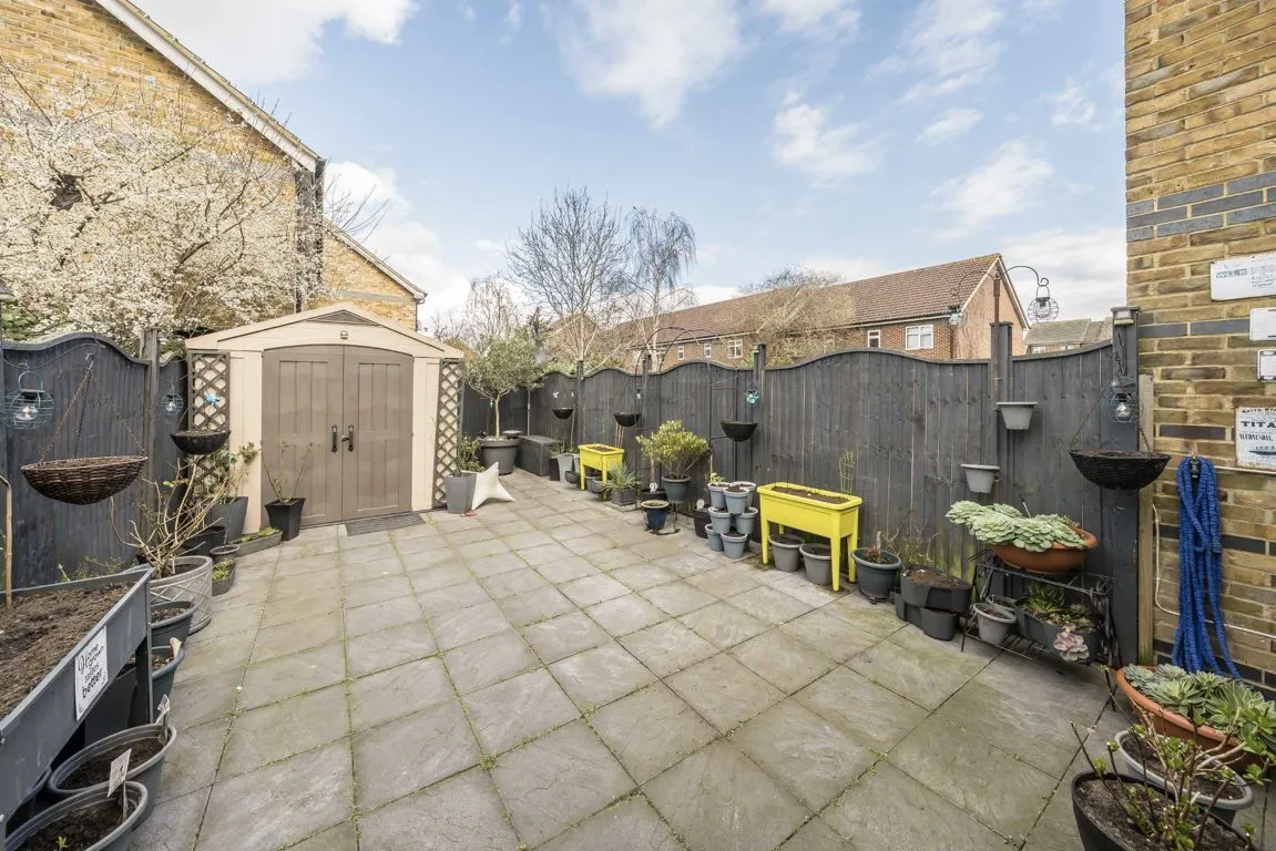 Watermill Way, TW13, photo 7