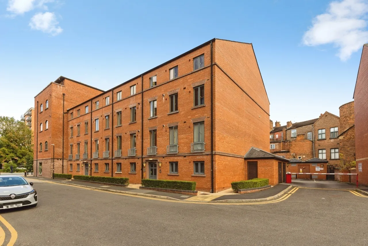 1 bed flat for sale, Seller Street, Chester, CH1