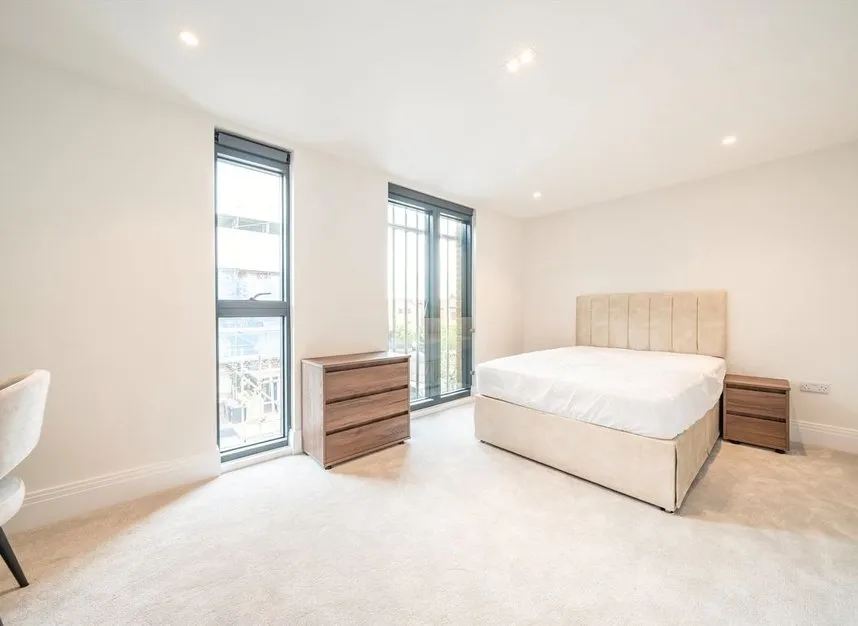 Bryanston Close, Norwood Green, UB2, photo 9