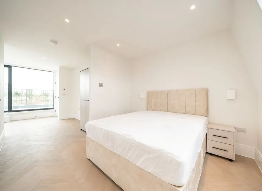 Bryanston Close, Norwood Green, UB2, photo 10