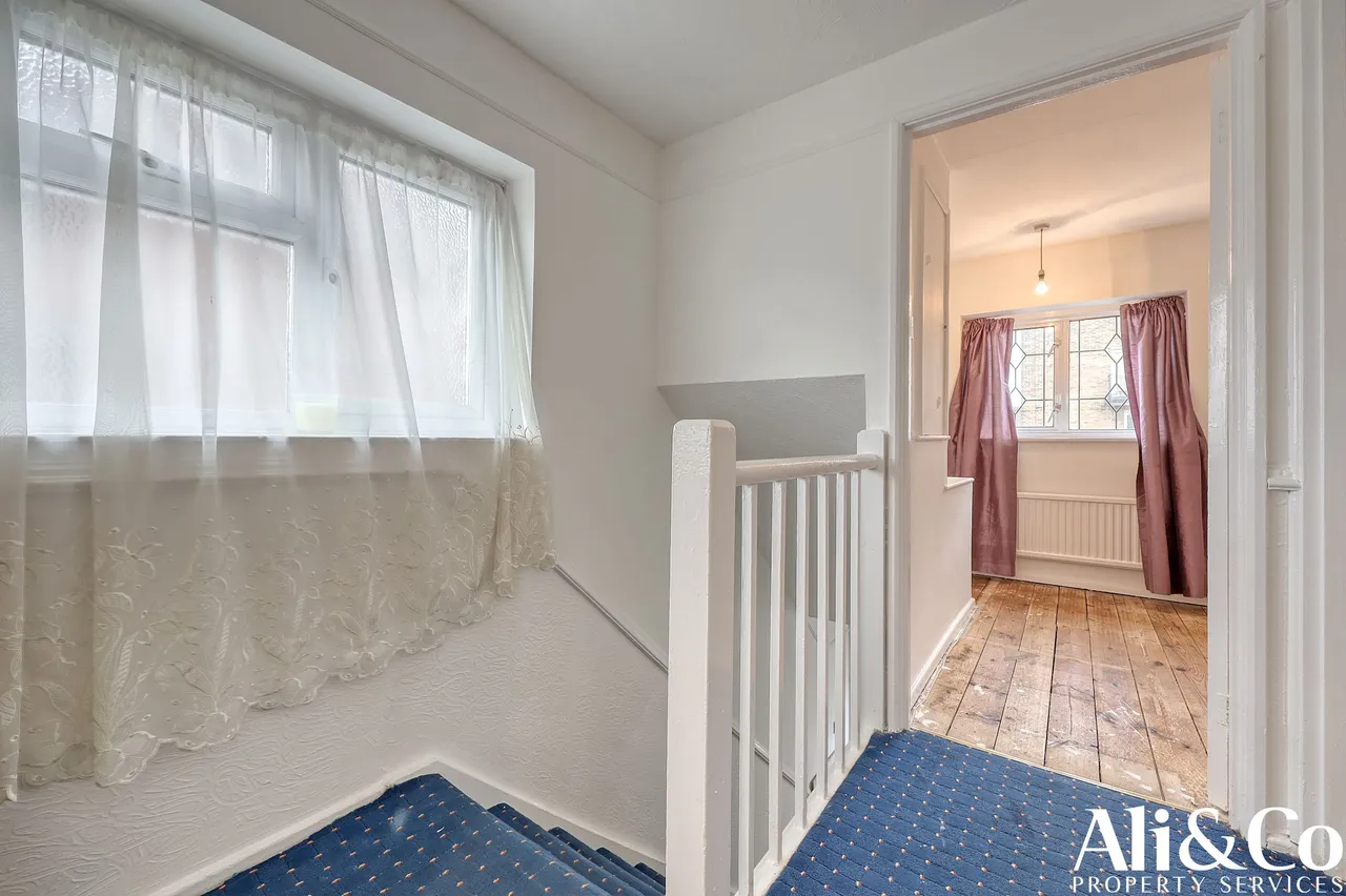 Sydney Road, Tilbury, Essex, RM18 7PB, photo 12