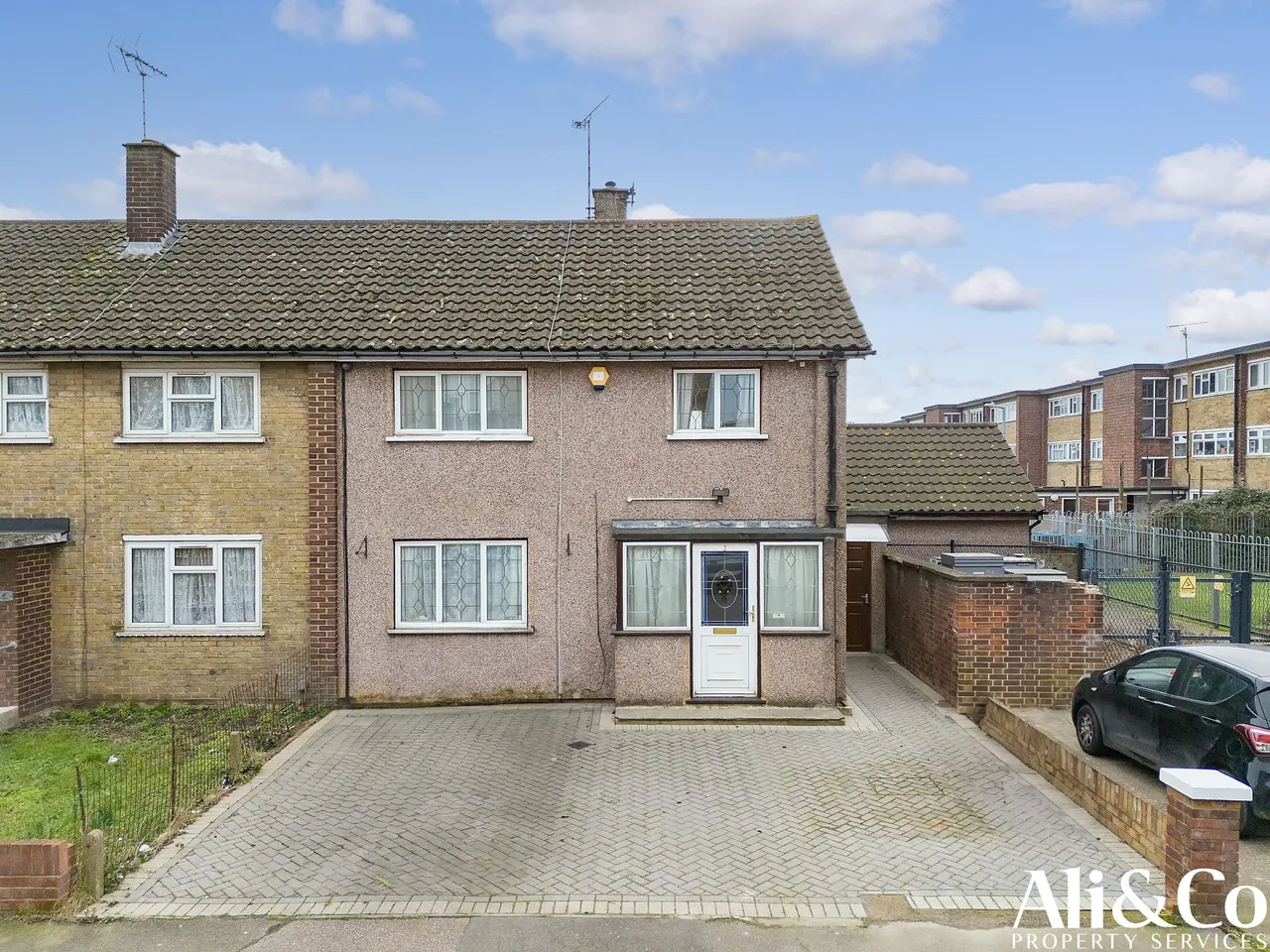 5 bed house for sale — Sydney Road, Tilbury, Essex, RM18 7PB