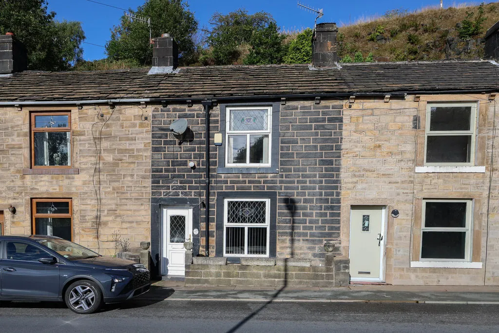 2 bed house for sale — Rock Nook, Littleborough OL15 9QJ