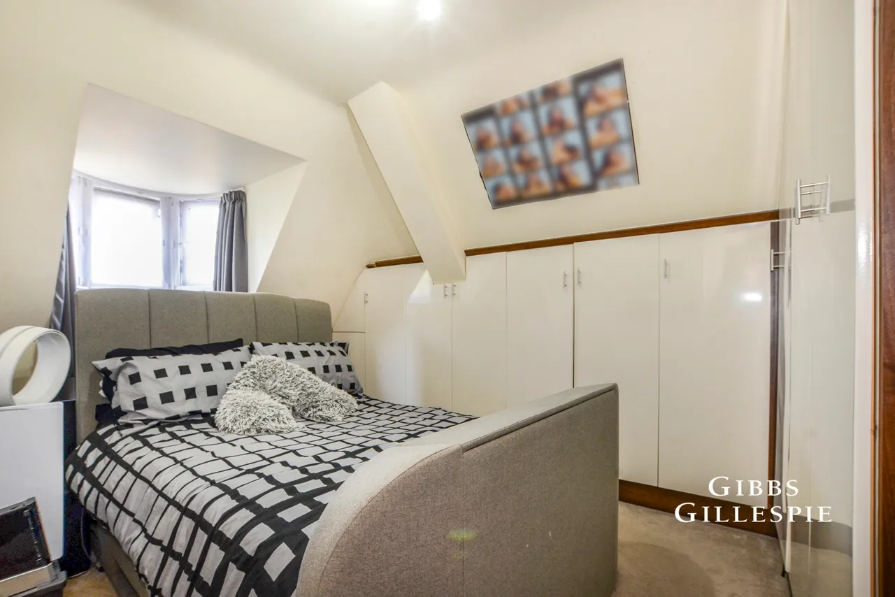 Avenue Road, Pinner Fees Apply, HA5, photo 17