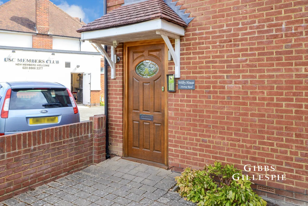 Avenue Road, Pinner Fees Apply, HA5, photo 10