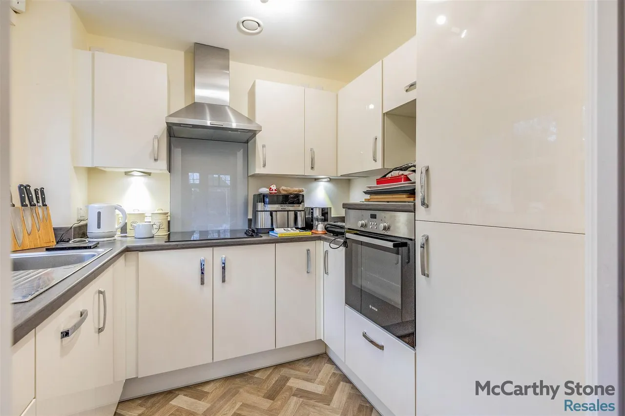 Westfield Road, Wellingborough, NN8, photo 7