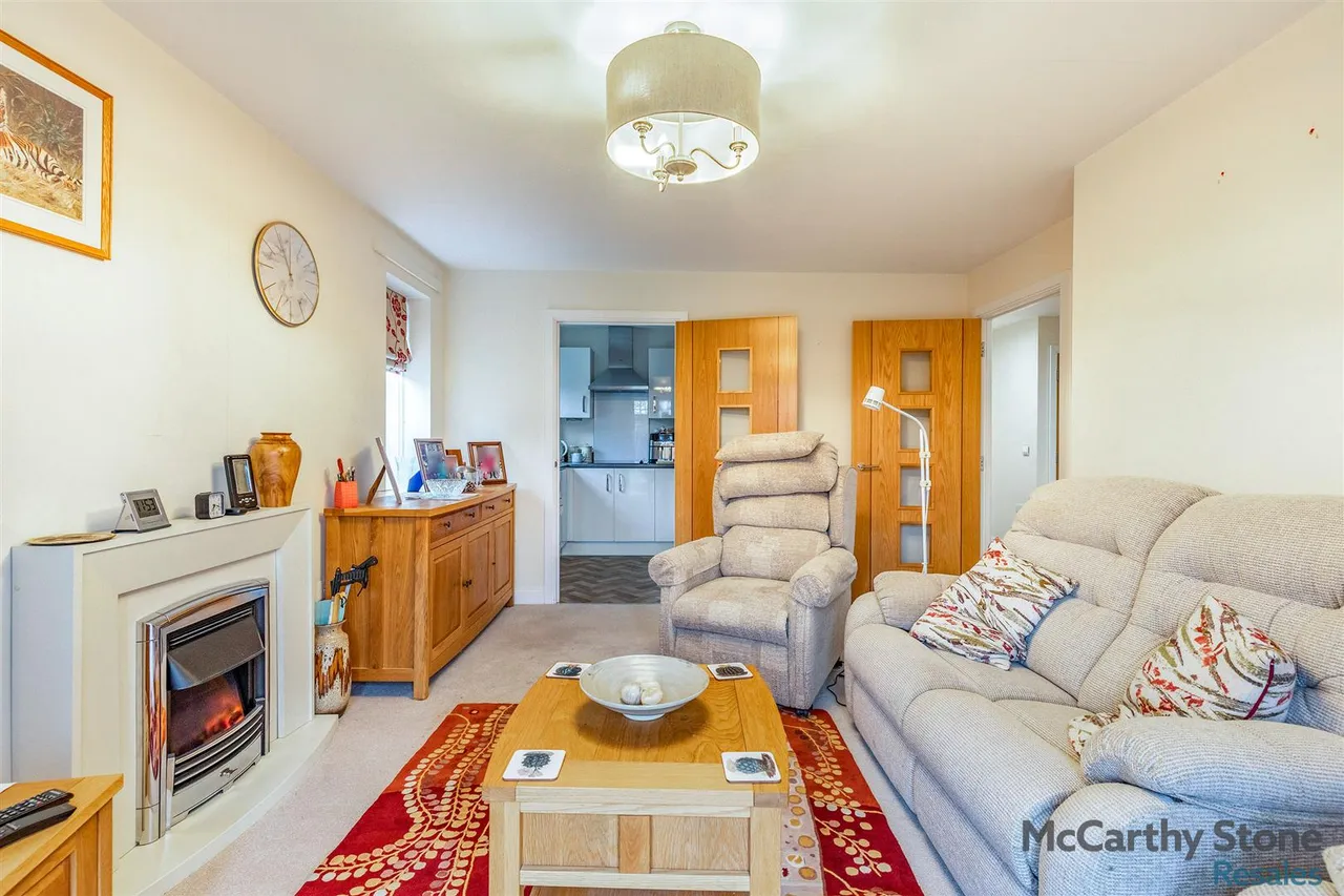 Westfield Road, Wellingborough, NN8, photo 6