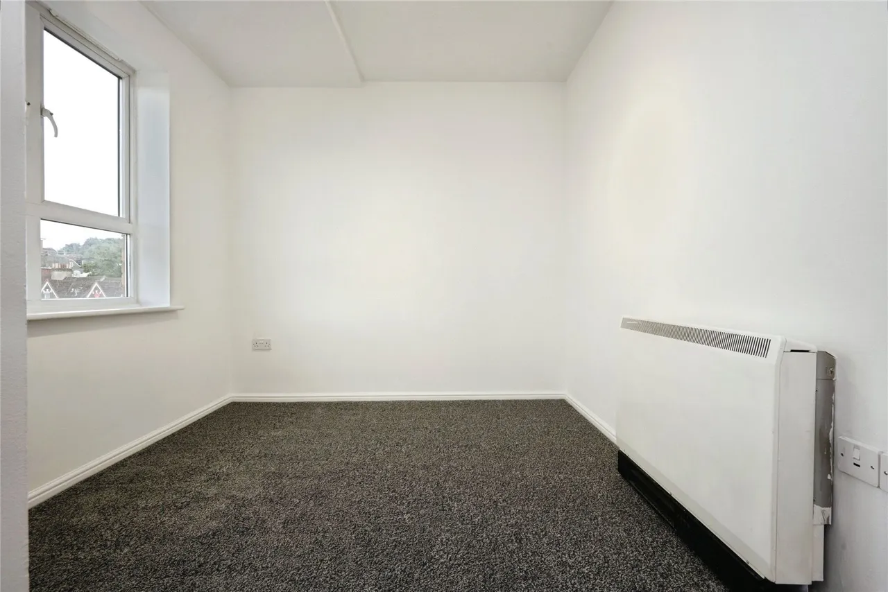 Grove Road, LUTON, Bedfordshire, LU1, photo 7