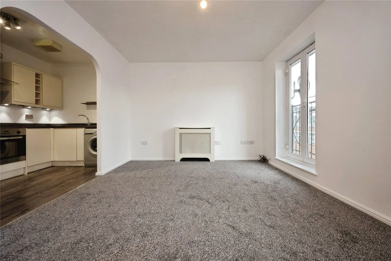 Grove Road, LUTON, Bedfordshire, LU1, photo 4