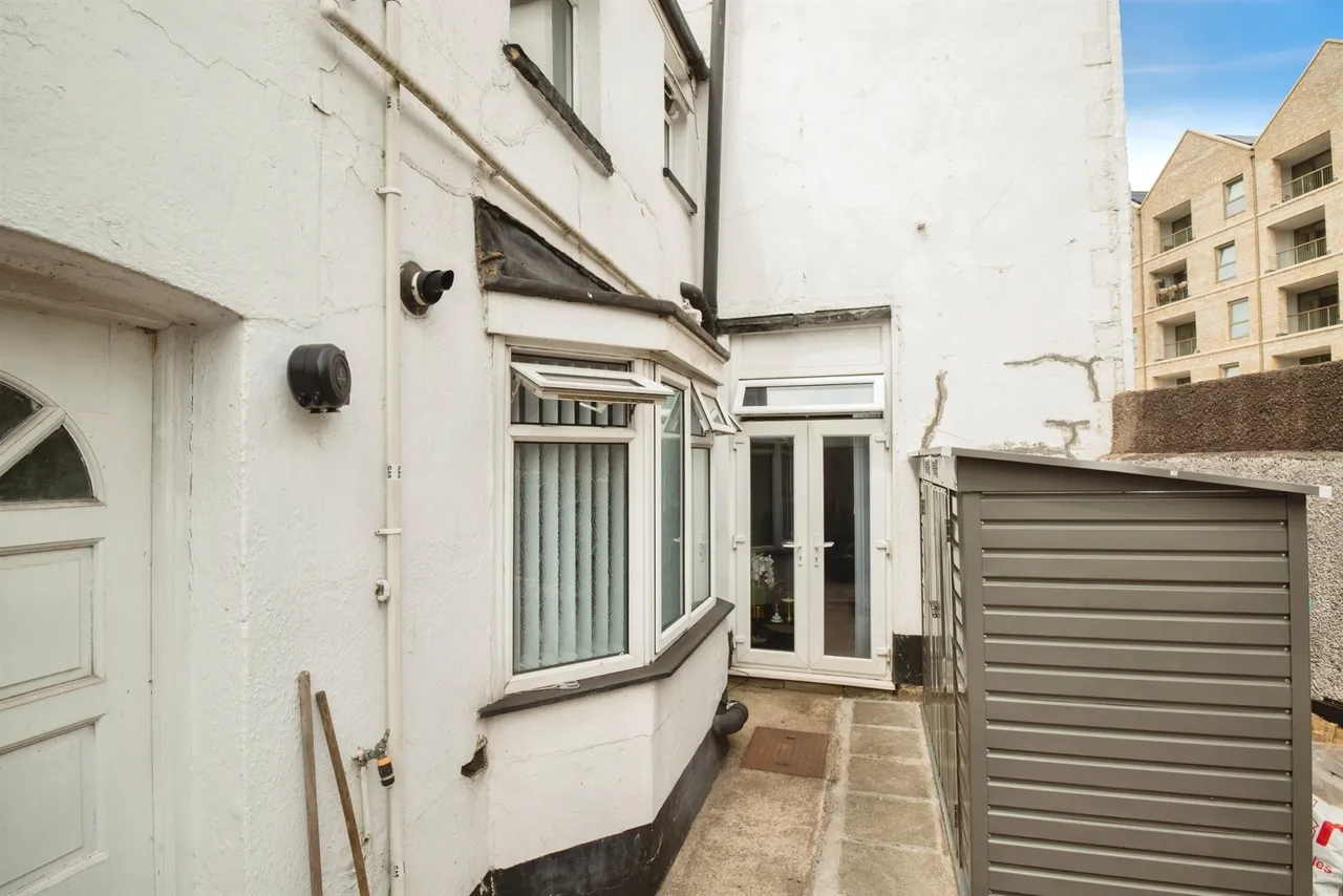 Earle Place, Cardiff, CF5, photo 12