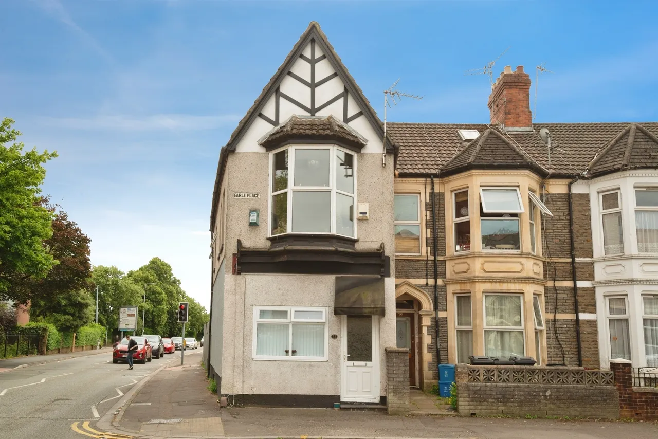 2 bed flat for sale, Earle Place, Cardiff, CF5