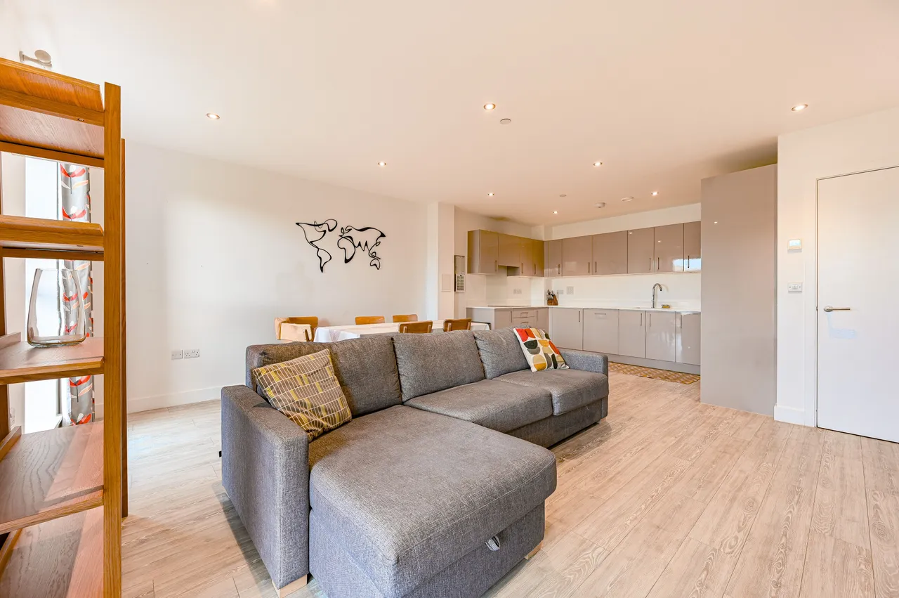 44 Granta Court, Trinity Way, London, photo 2