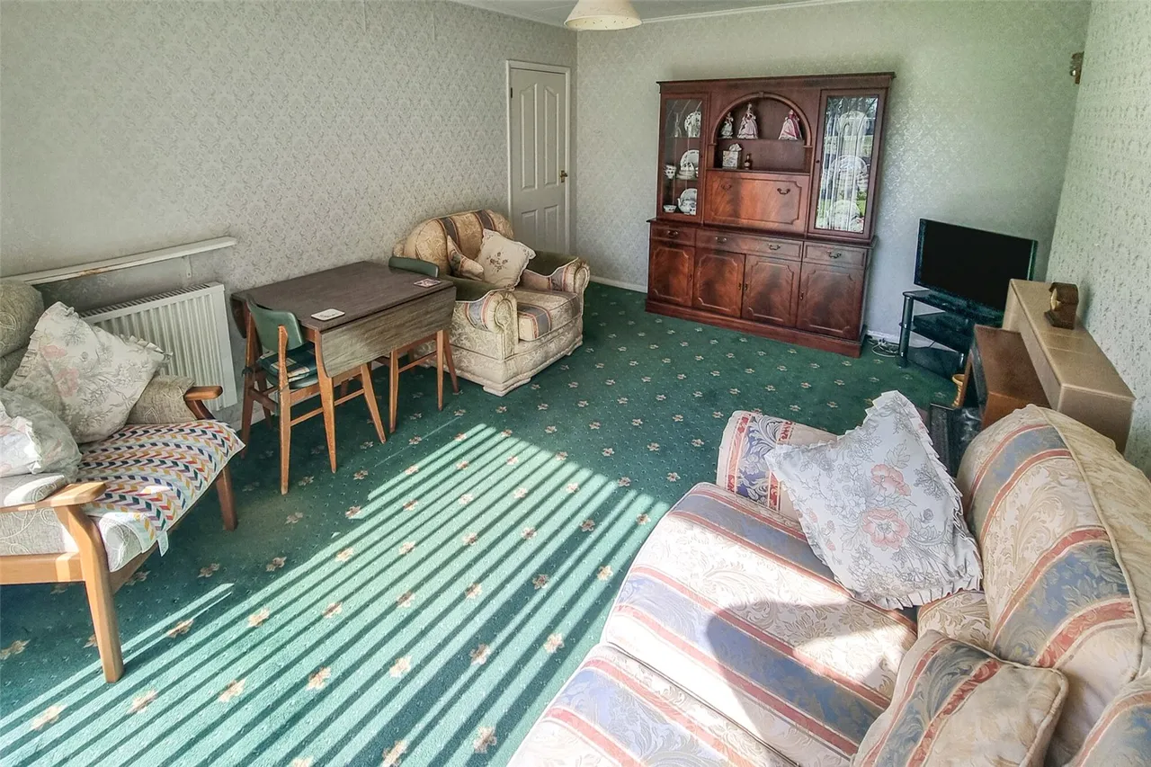 Warwick Road, Ash Vale, Guildford, Surrey, GU12 5PL, photo 5