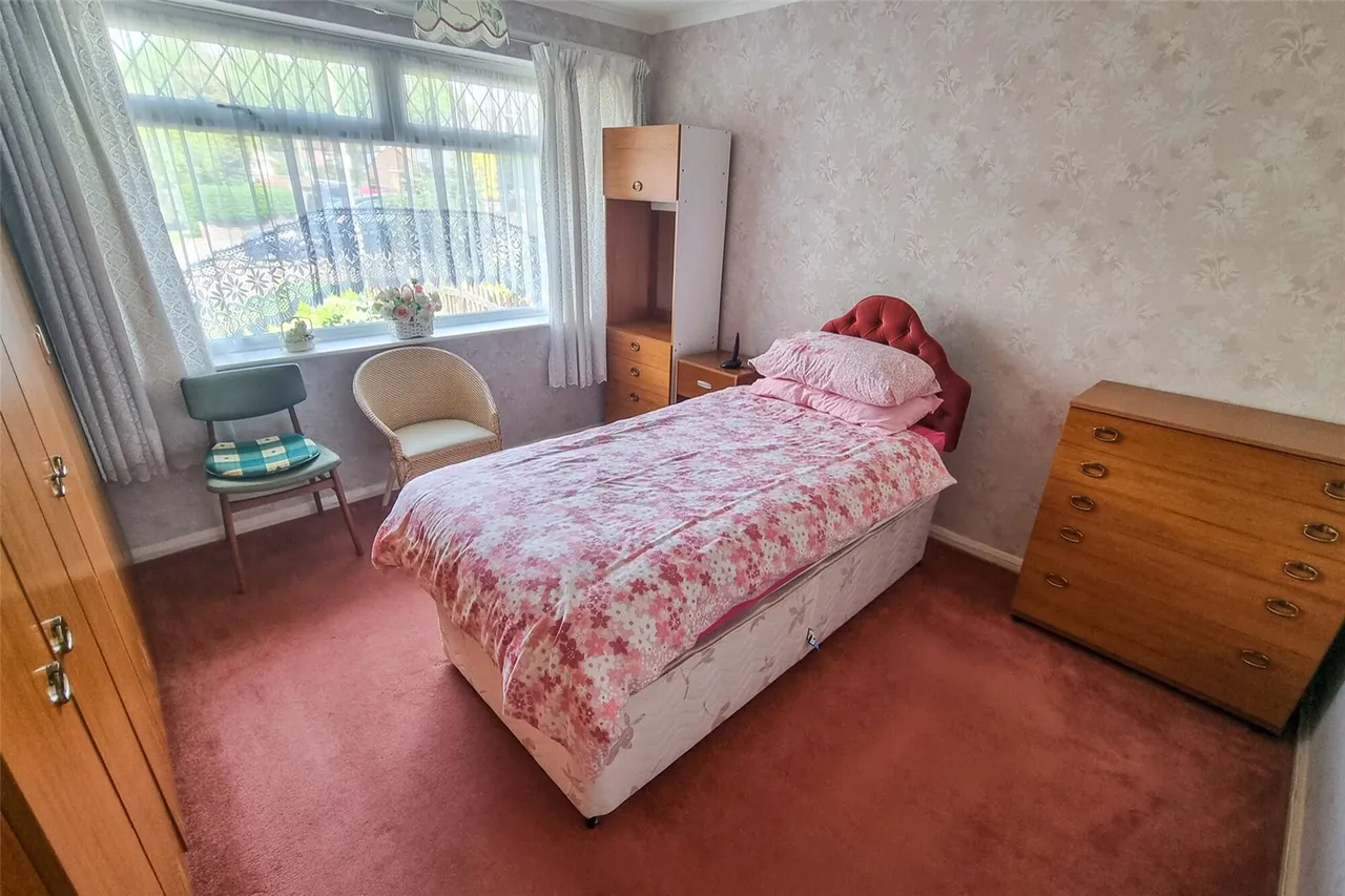 Warwick Road, Ash Vale, Guildford, Surrey, GU12 5PL, photo 8