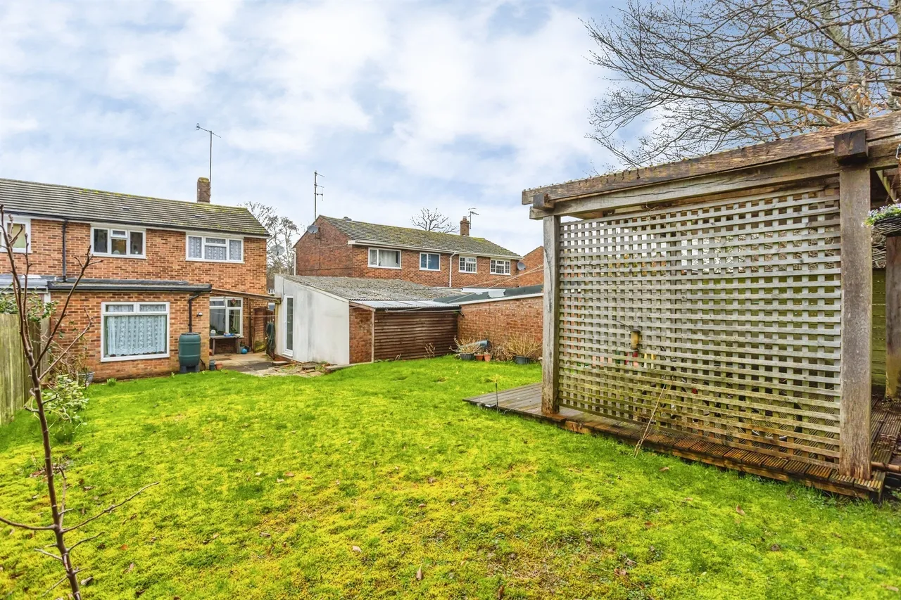 Sandrocks Way, Haywards Heath, RH16, photo 18