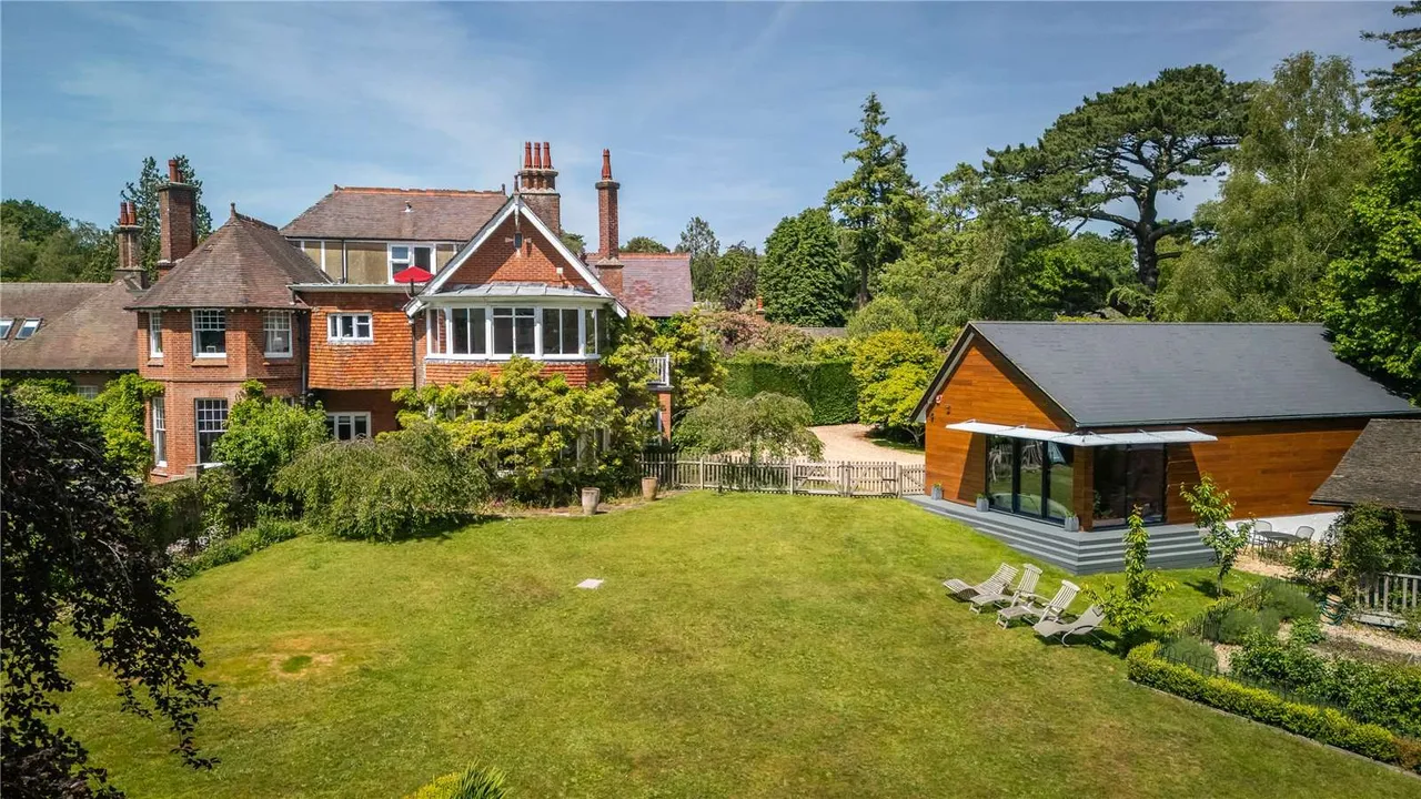 Sandy Down, Boldre, Lymington, Hampshire, SO41 8PN, photo 7