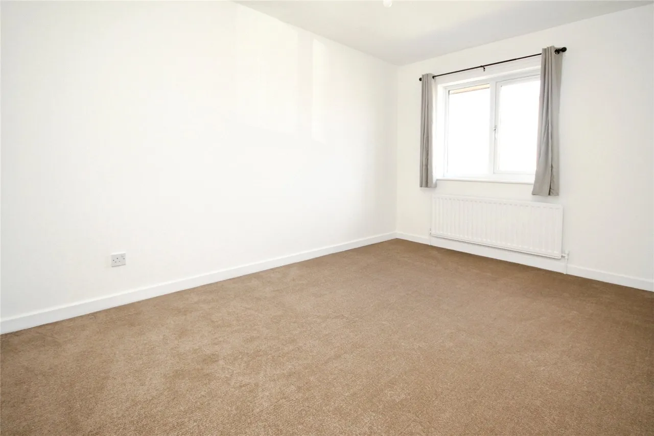 Page Close, Dagenham, RM9, photo 5