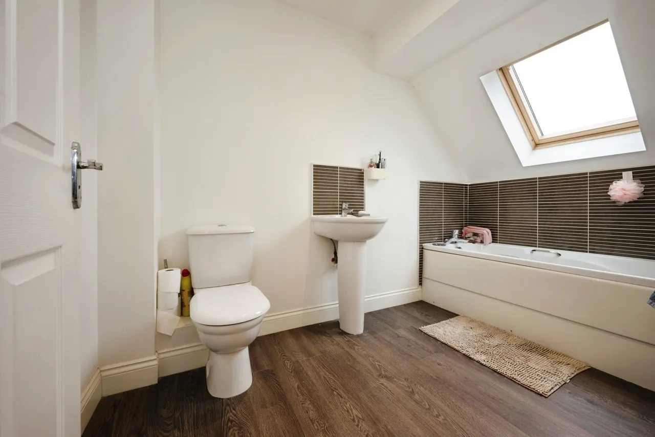 Teal Close, Bedford, MK42, photo 20